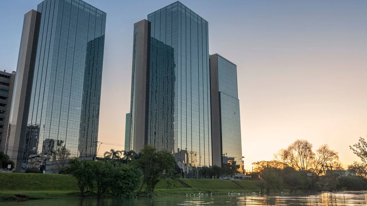 98% dos Corretores de Imóveis ainda não entenderam a real função do CRM (não faça isso)