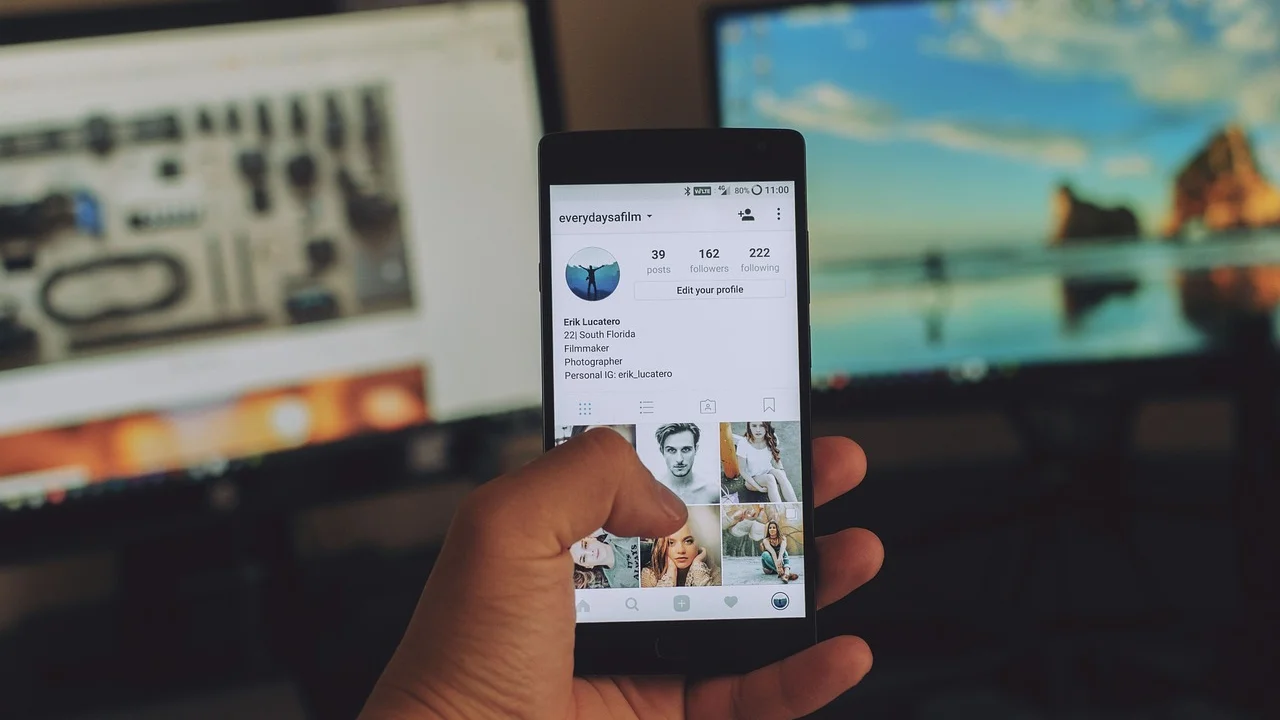 Meta acusada no TSE de manipular algoritmo: por que o corretor que depende só do Instagram está vendendo em terreno alugado